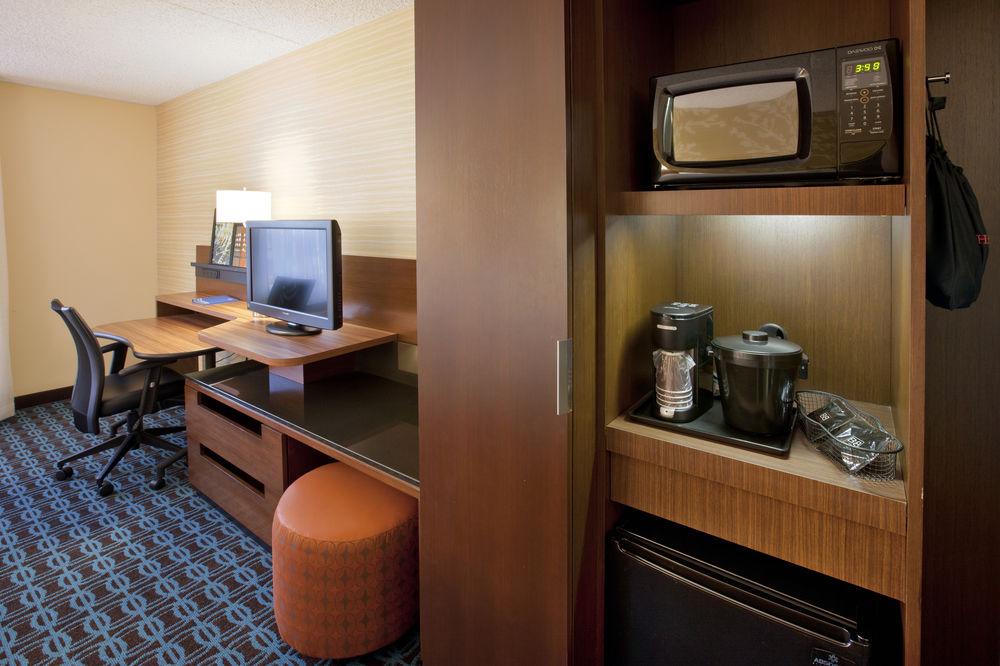 Fairfield Inn By Marriott East Rutherford Meadowlands Extérieur photo